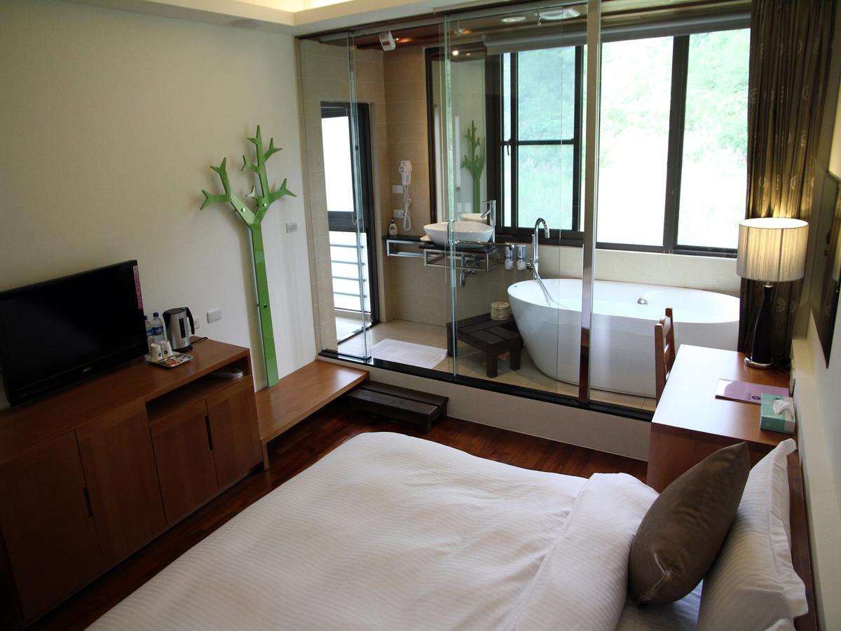 Peace Area Hot Spring Hotel Jiaoxi Extérieur photo